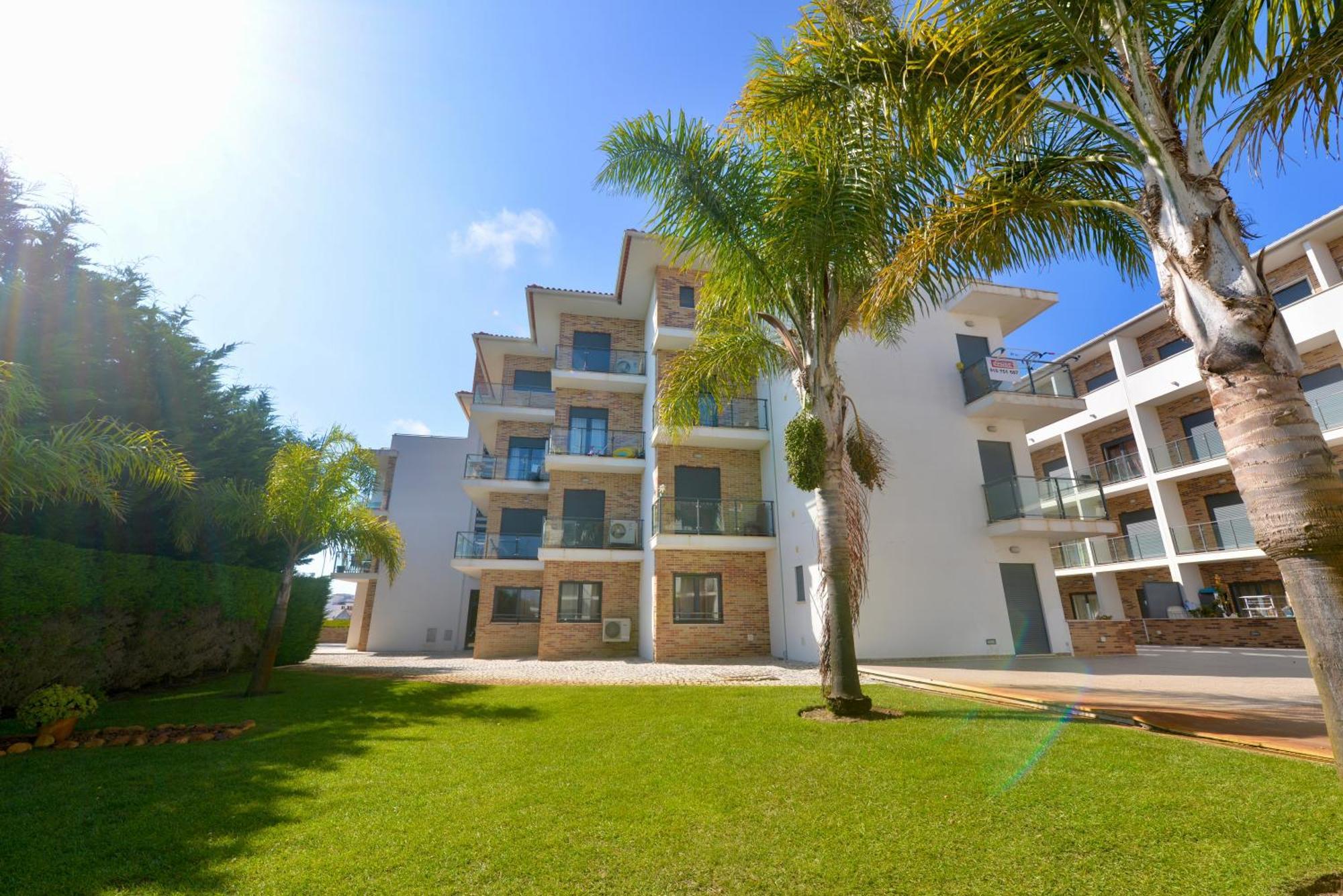 Pebble - 1 Bedroom Apartment Sleeps 5 With Pool & Tennis Court ساو مارتينهو دو بورتو المظهر الخارجي الصورة
