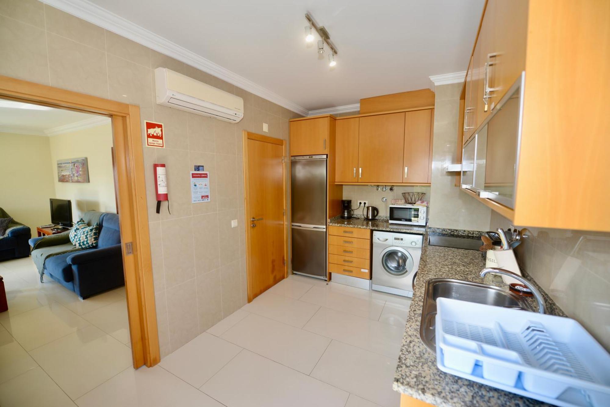 Pebble - 1 Bedroom Apartment Sleeps 5 With Pool & Tennis Court ساو مارتينهو دو بورتو المظهر الخارجي الصورة