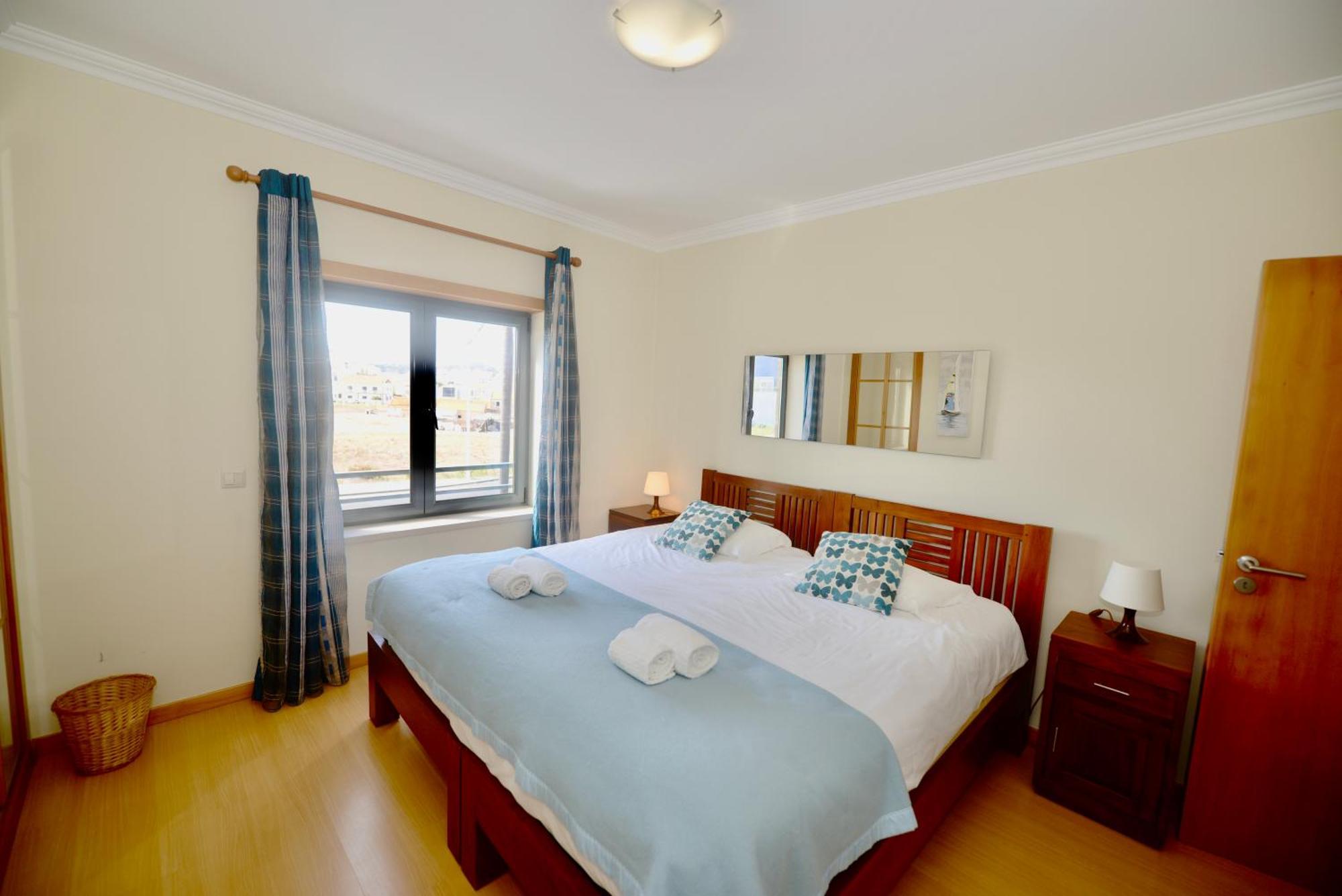 Pebble - 1 Bedroom Apartment Sleeps 5 With Pool & Tennis Court ساو مارتينهو دو بورتو المظهر الخارجي الصورة